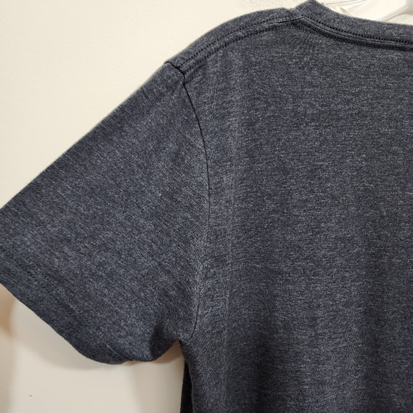 Canvas On Caturdays we wear cat shirts v-neck graphic tshirt woman's size medium - Picture 2 of 7